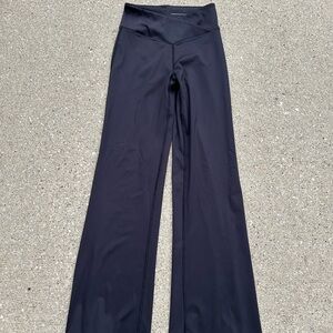 black cross - waist full flare leggings